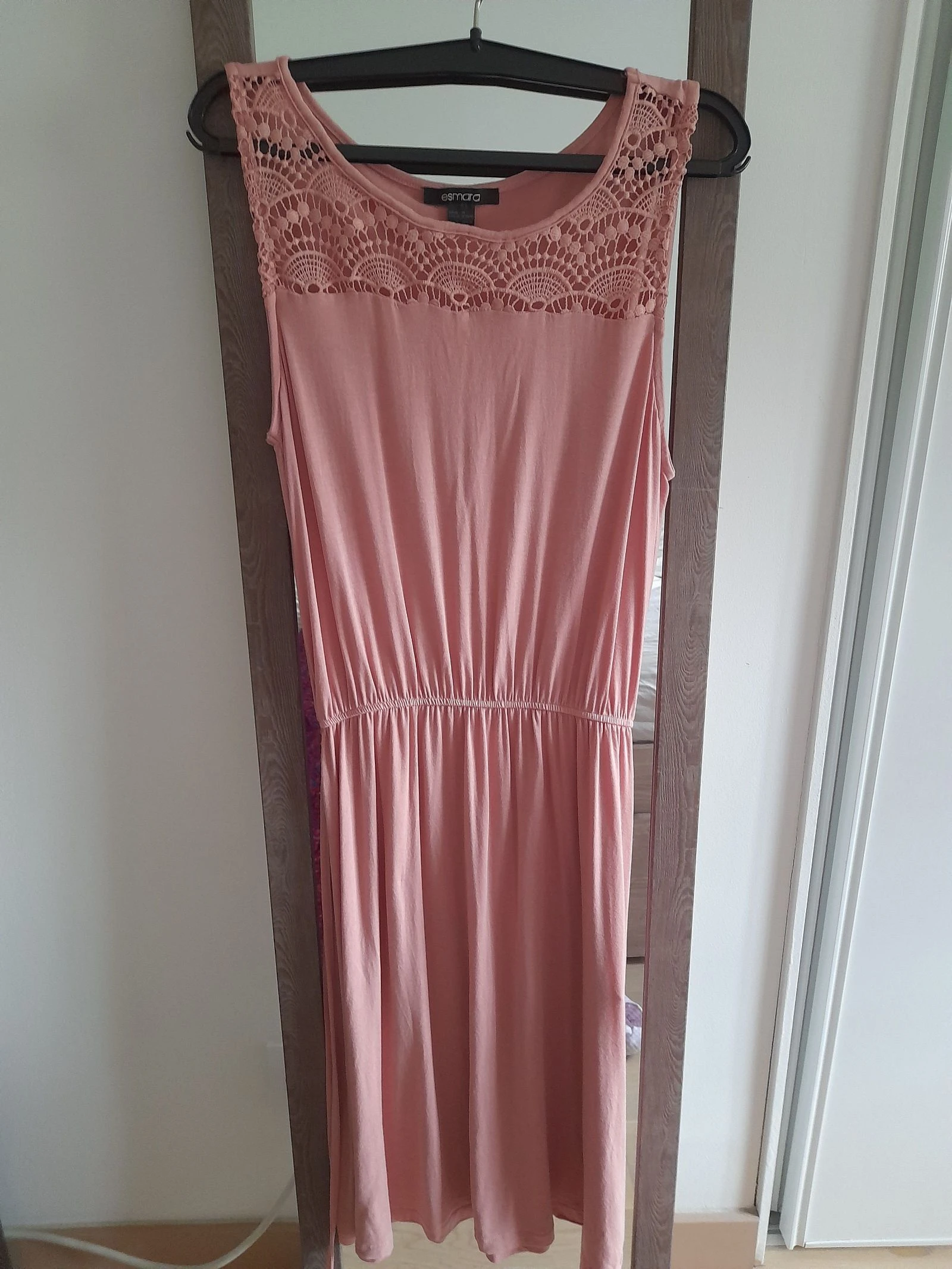 Robe d'été Esmara taille M